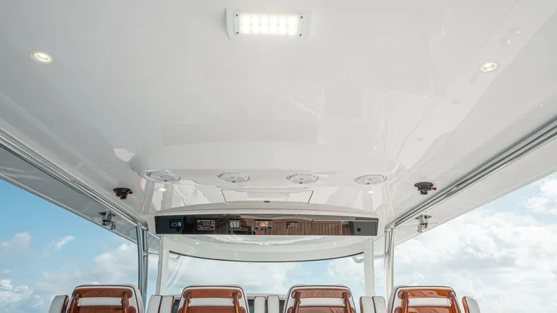 Slide: The Image of 2024 Valhalla V-55 - 5846068