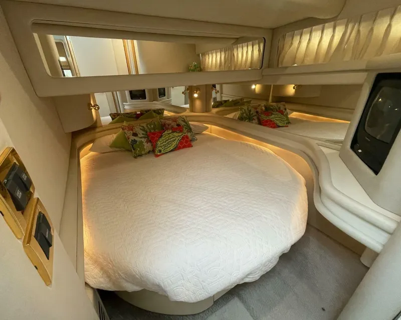 Slide: The Image of Sea Ray 48 1998 - 5846290