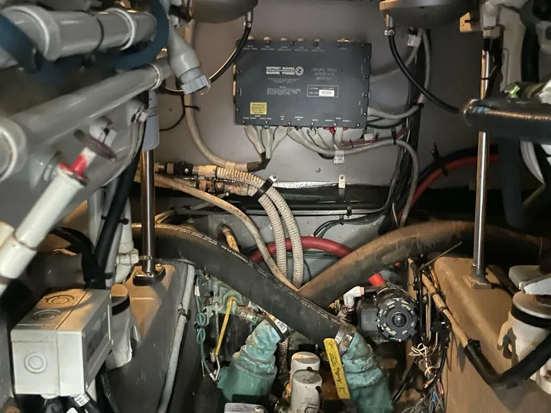 Slide: The Image of Sea Ray 48 Sedan Bridge 1998 - 5846337