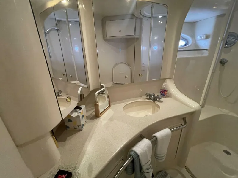 Slide: The Image of Sea Ray 48 Sedan Bridge 1998 - 5846300