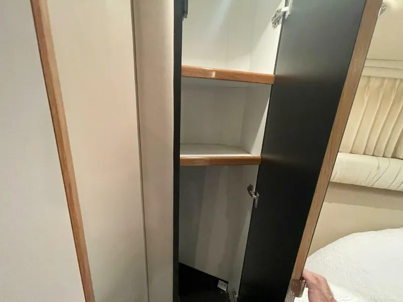 Slide: The Image of Sea Ray 48 Sedan Bridge 1998 - 5846302