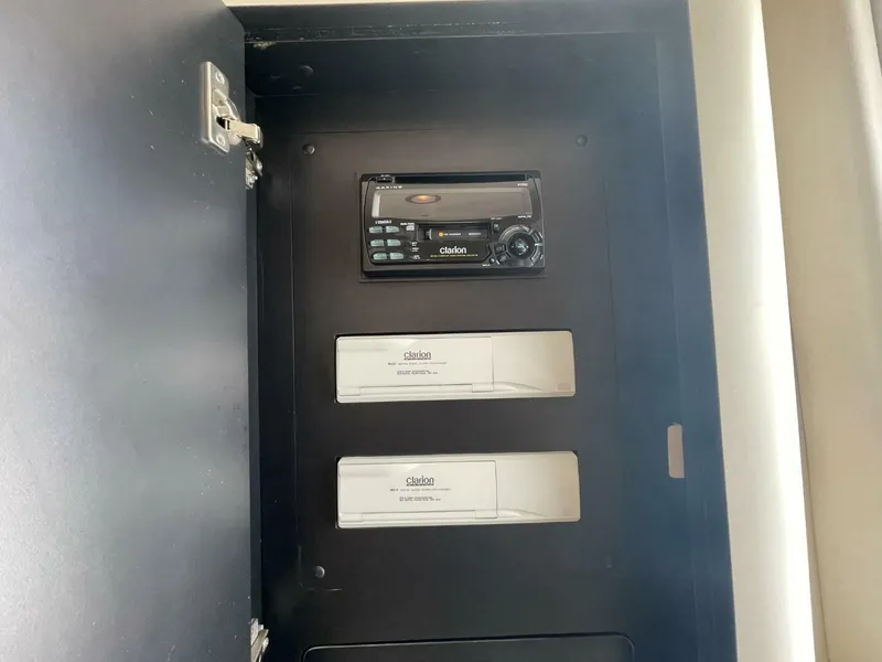 Slide: The Image of Sea Ray 48 Sedan Bridge 1998 - 5846306