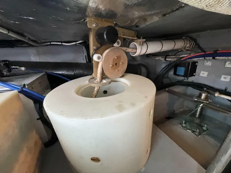 Slide: The Image of Sea Ray 48 Sedan Bridge 1998 - 5846329