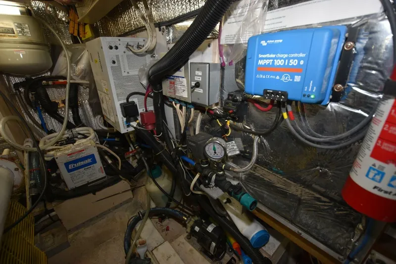 Slide: The Image of Californian 45 1990 - 5846512