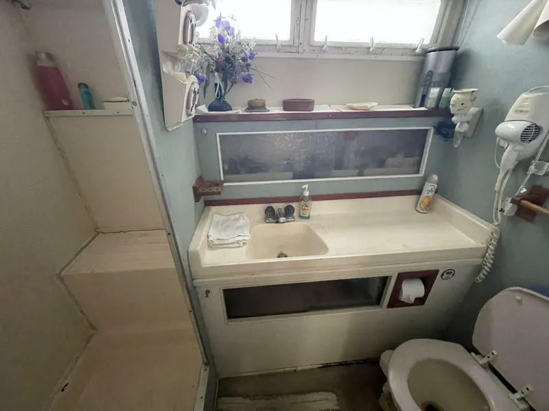 Slide: The Image of Chris-Craft 47 Commander 1969 - 5849640