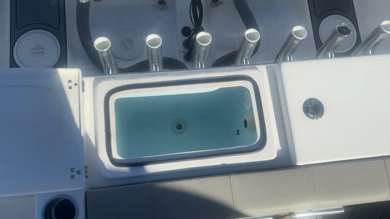 Slide: The Image of Cape Horn Yachts 32 XS 2022 - 5846594