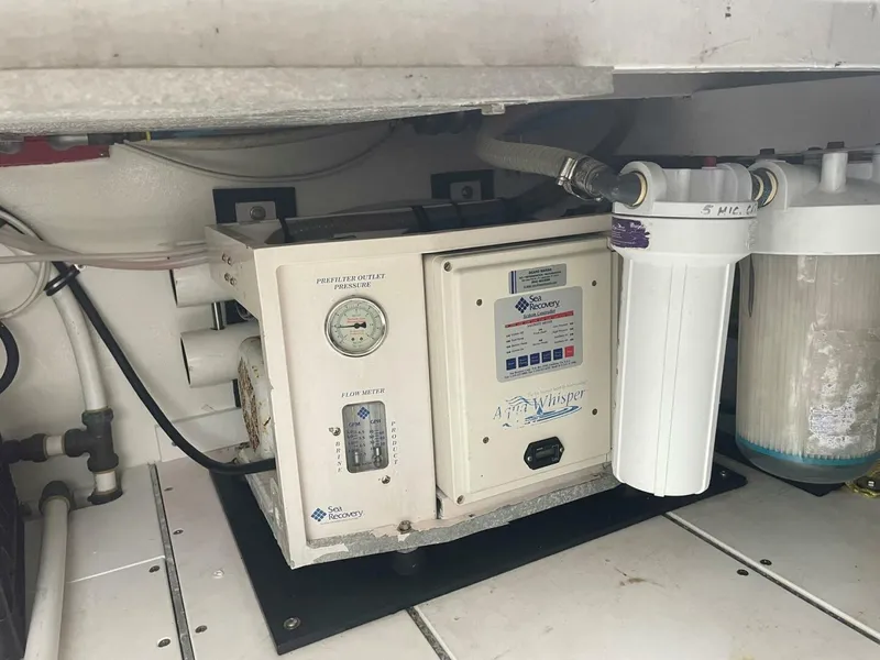 Slide: The Image of Custom Carolina Lydia 57 Sportfish 2001 - 5846826