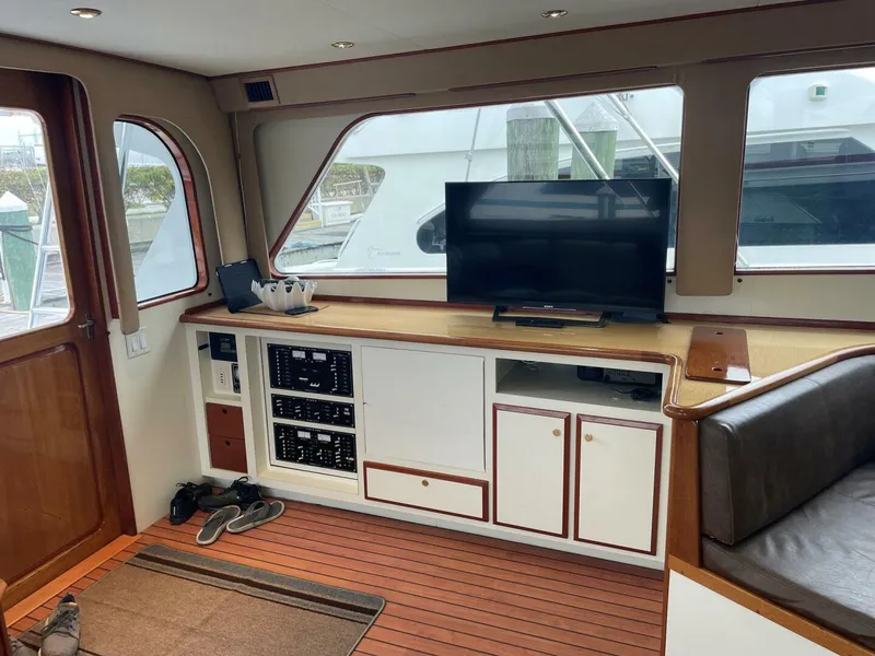 Slide: The Image of Custom Carolina Lydia 57 Sportfish 2001 - 5846773