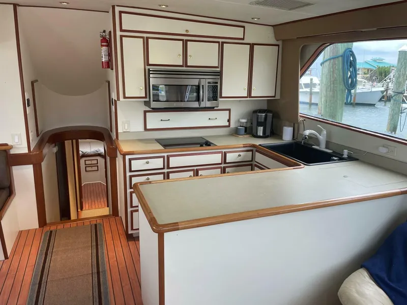 Slide: The Image of Custom Carolina Lydia 57 Sportfish 2001 - 5846776