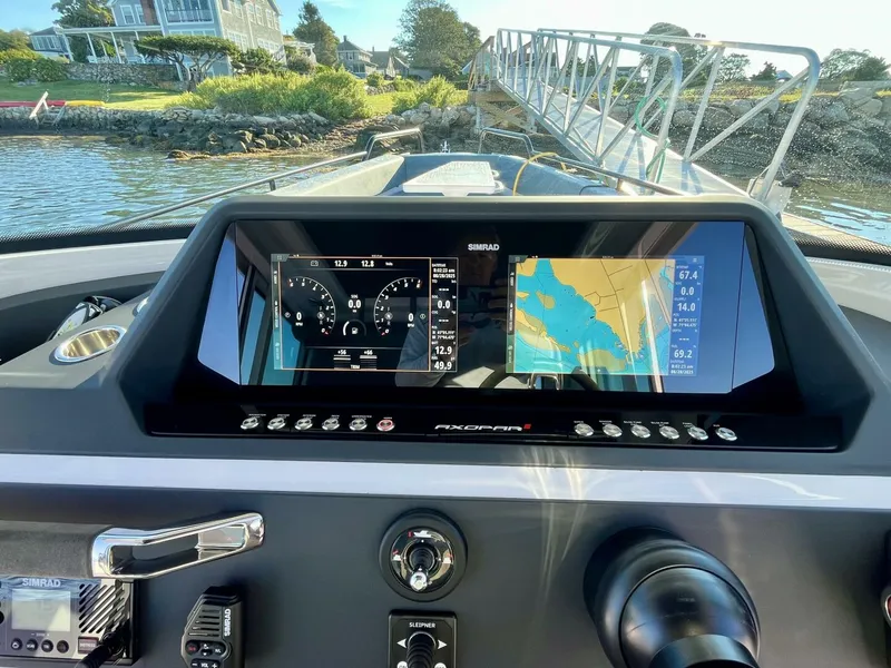 Slide: The Image of Axopar 28 Cabin with AFT CABIN 2022 - 5846870