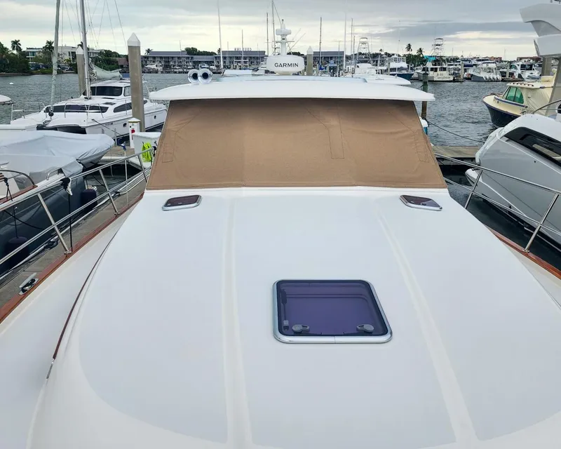 Slide: The Image of Sabre 45 Salon Express 2024 - 5847025