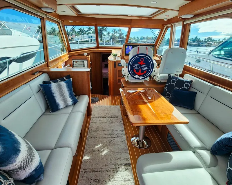 Slide: The Image of Sabre 45 Salon Express 2024 - 5847040