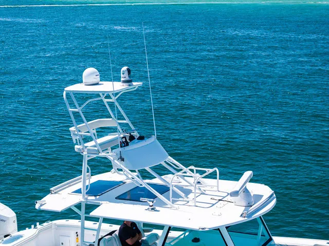 Slide: The Image of Yellowfin 42 Offshore 2017 - 37