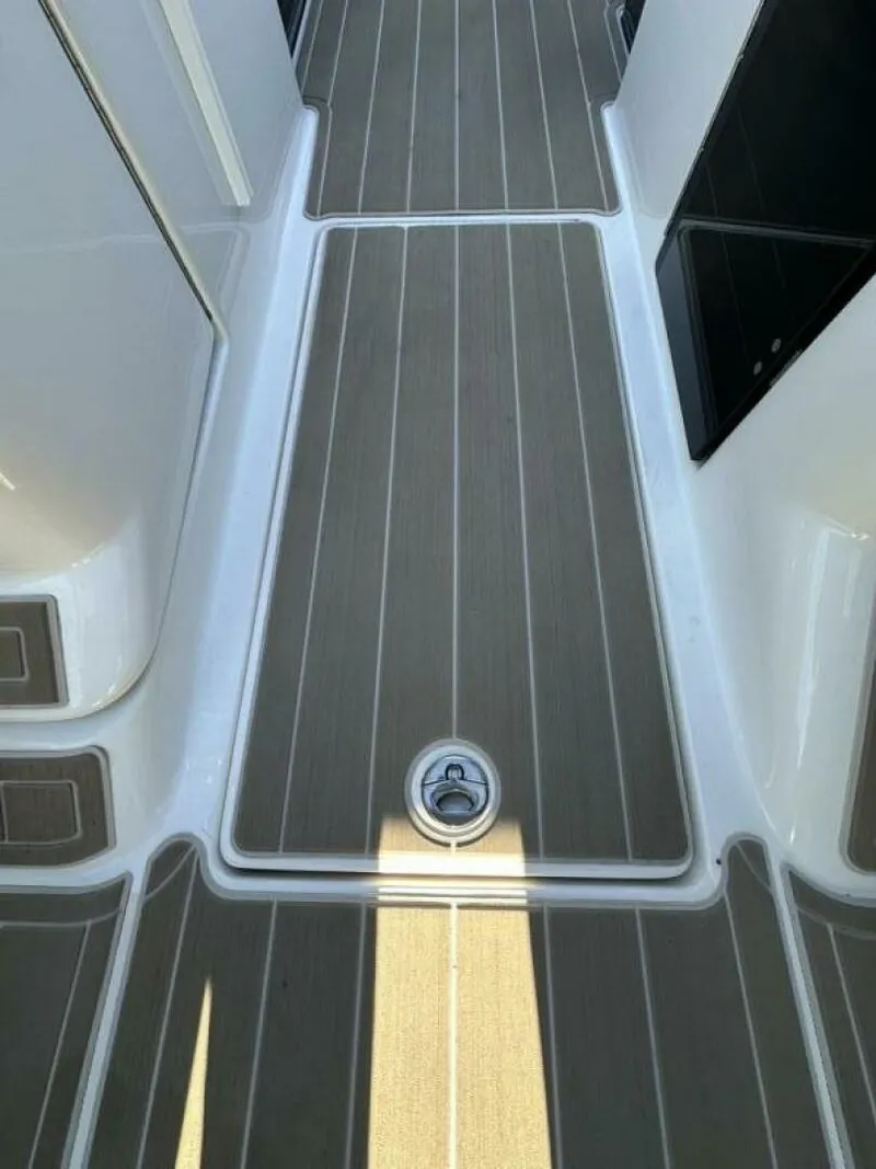 Slide: The Image of Regal 29OBX 2019 - 5848221