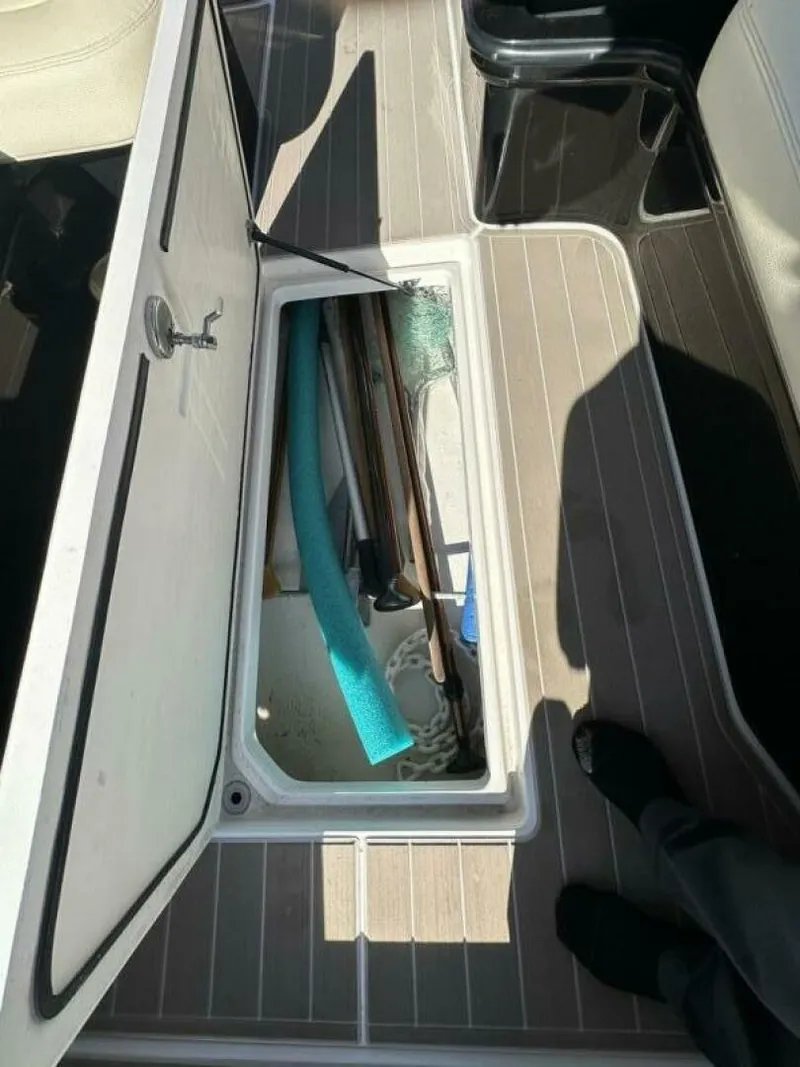 Slide: The Image of Regal 29OBX 2019 - 5848220