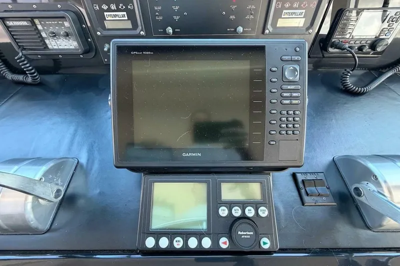 Slide: The Image of Viking 58 Convertible 1999 - 5847259