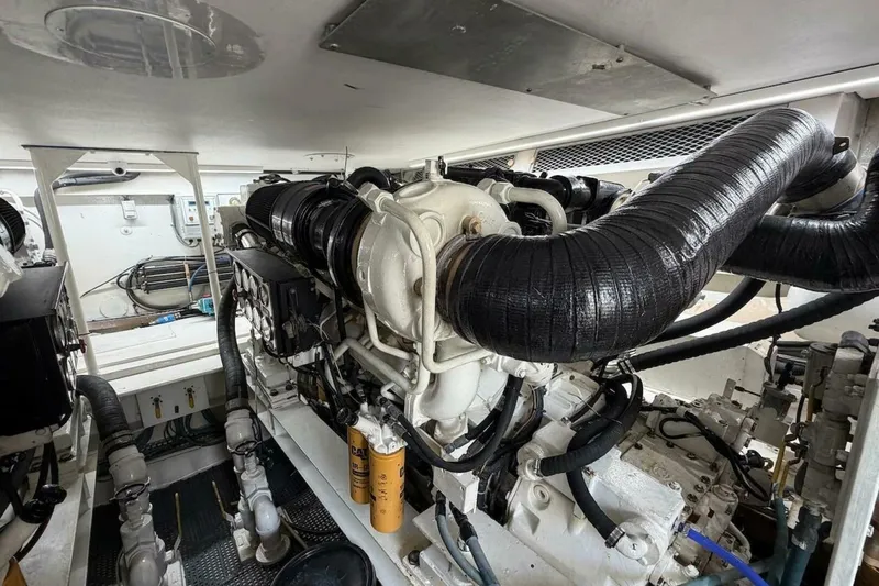 Slide: The Image of Viking 58 Convertible 1999 - 5847270