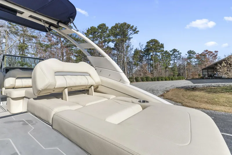 Slide: The Image of Regal LS4 2024 - 5847468