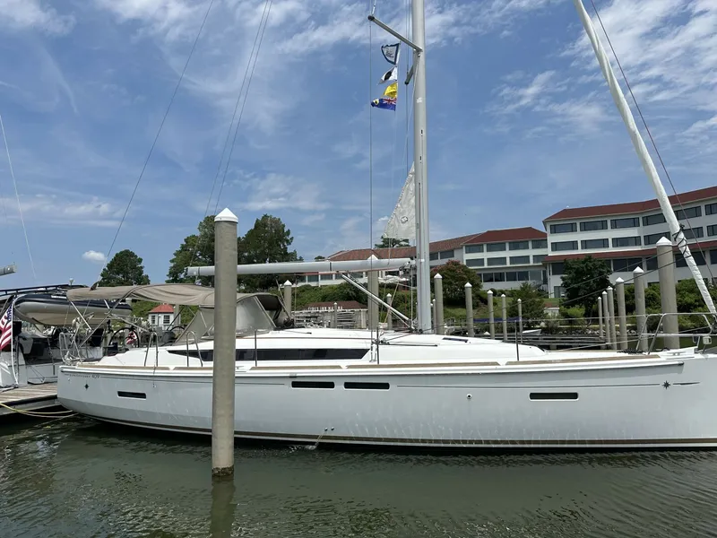 The Image of Jeanneau 409 2015 - 5847533