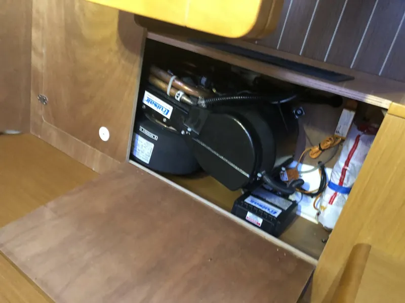 Slide: The Image of Jeanneau 409 2015 - 5852919