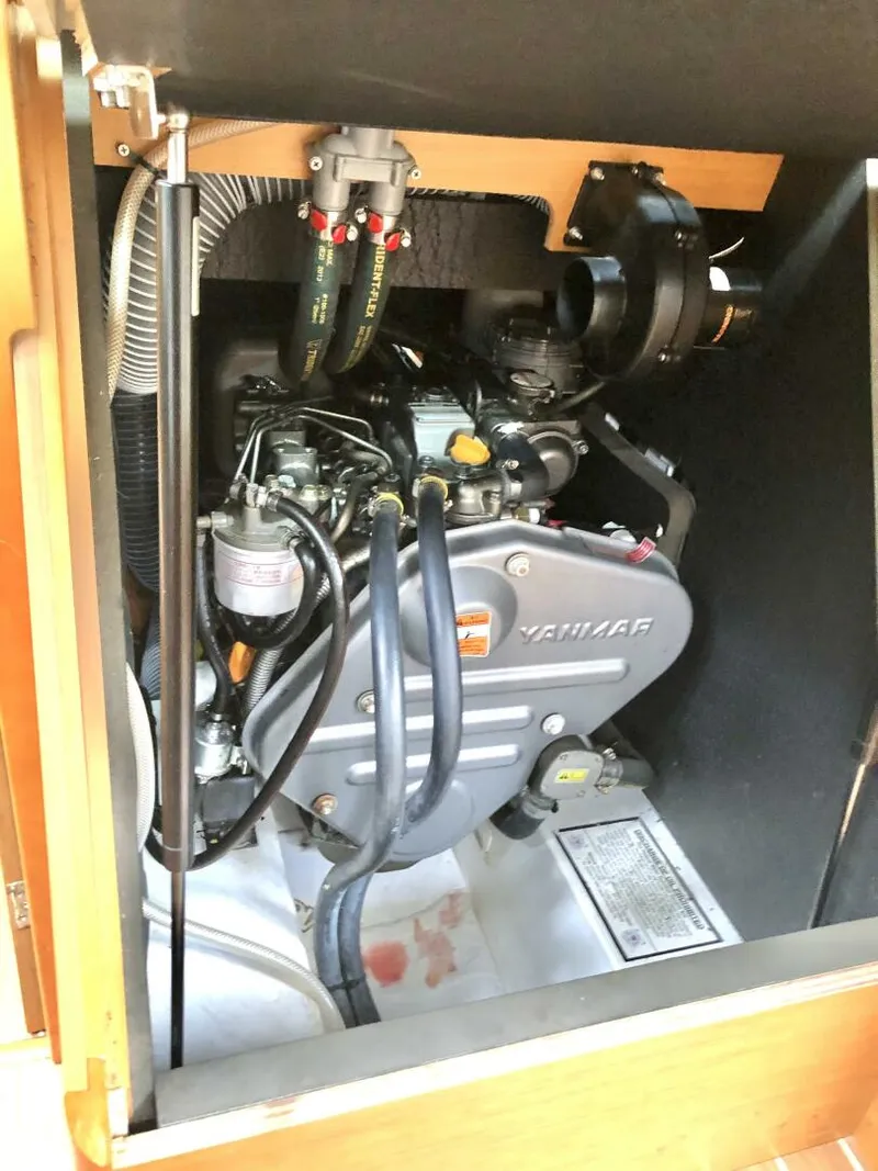 Slide: The Image of Jeanneau 409 2015 - 5852913