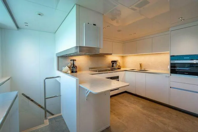 Slide: The Image of Sanlorenzo SD118 2023 - 5877113