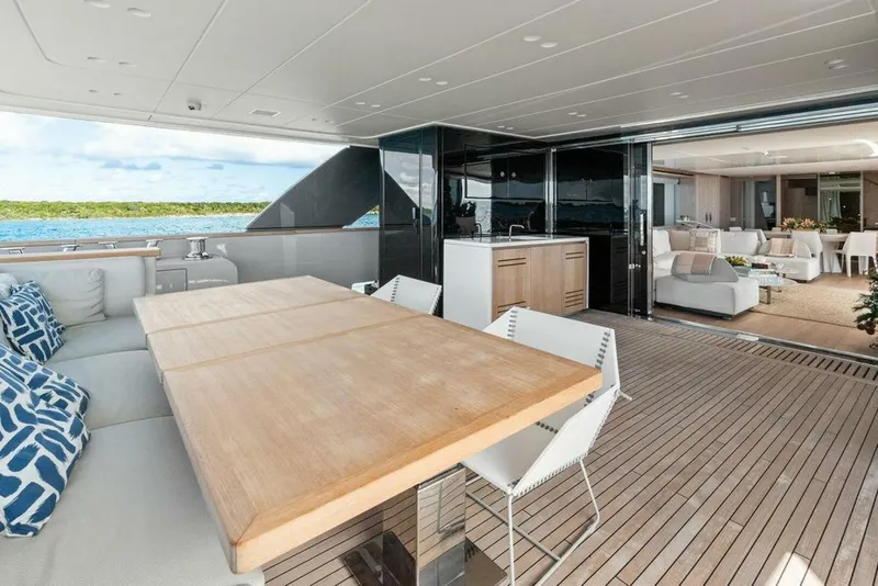 Slide: The Image of Sanlorenzo SD118 2023 - 5876870