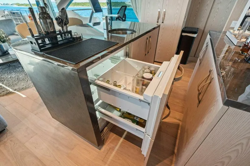 Slide: The Image of Sanlorenzo SD118 2023 - 5876986