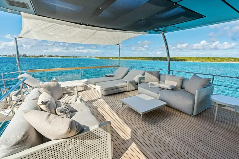 Slide: The Image of Sanlorenzo SD118 2023 - 5877004