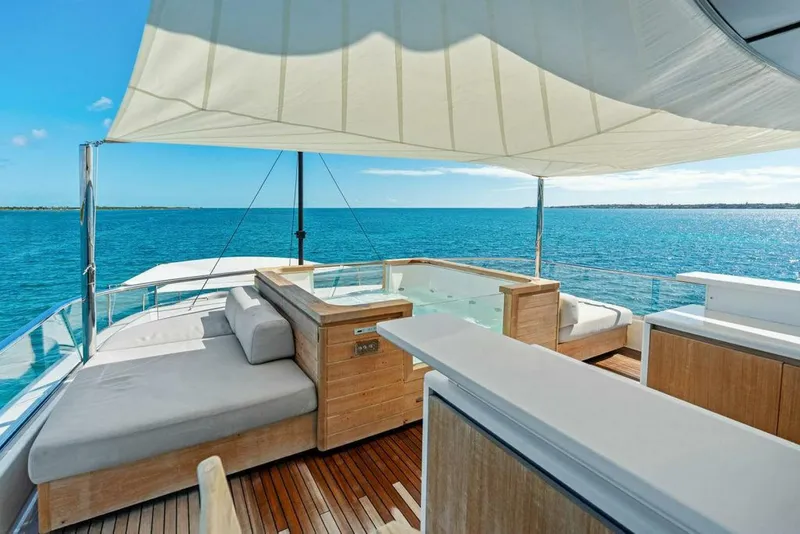 Slide: The Image of Sanlorenzo SD118 2023 - 5877000