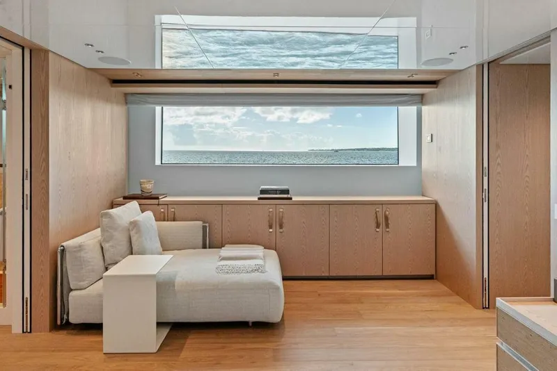 Slide: The Image of Sanlorenzo SD118 2023 - 5877020