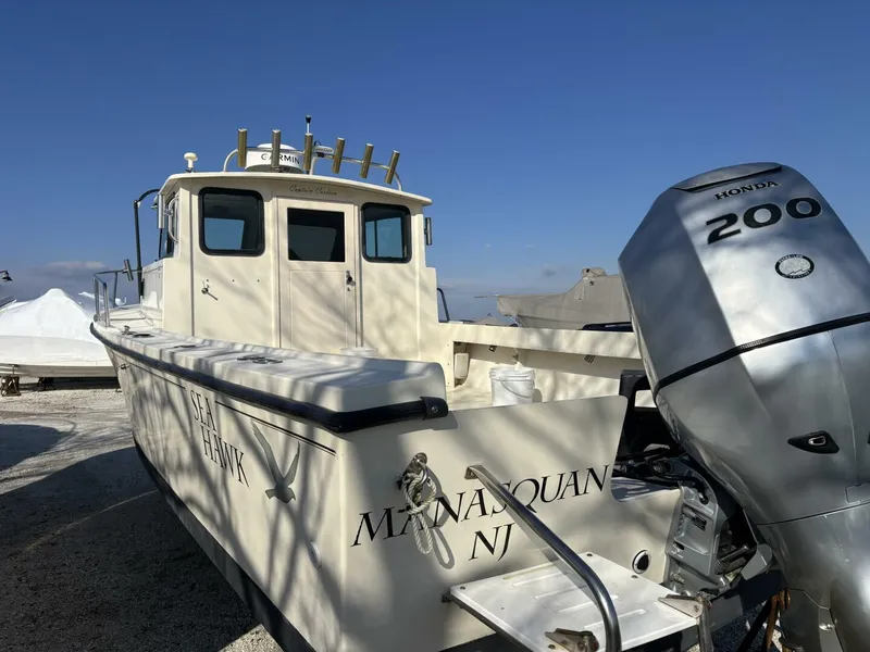 Slide: The Image of Parker Marine 2520 Sport Cabin 2000 - 5848297