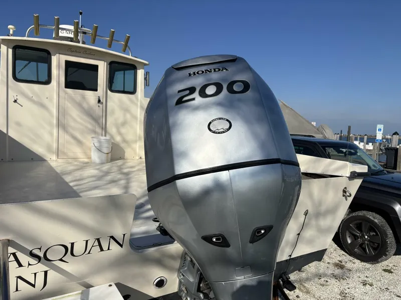 Slide: The Image of Parker Marine 2520 Sport Cabin 2000 - 5848291