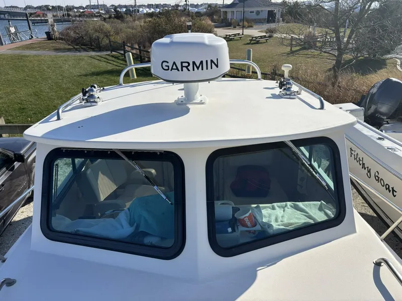 Slide: The Image of Parker Marine 2520 Sport Cabin 2000 - 5848292