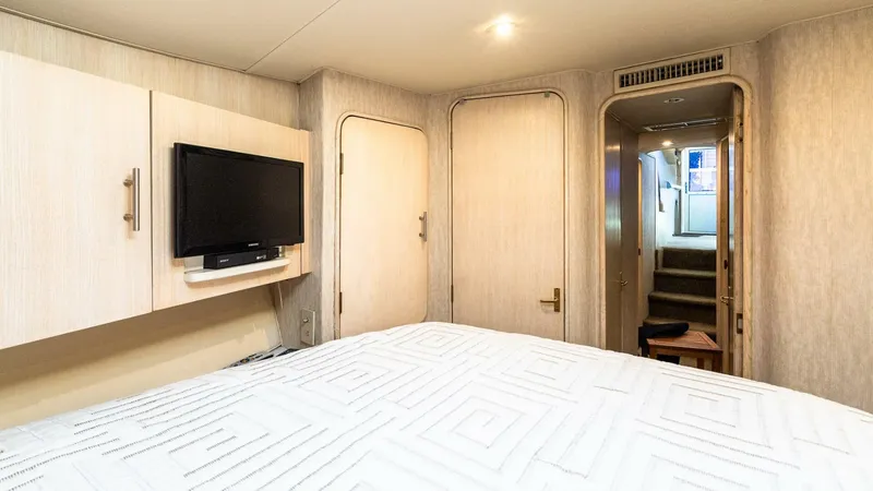 Slide: The Image of Ocean 48 Super Sport 1998 - 5848413