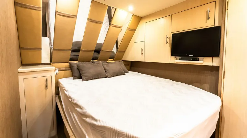 Slide: The Image of Ocean Yachts 48 Super Sport 1998 - 5848410