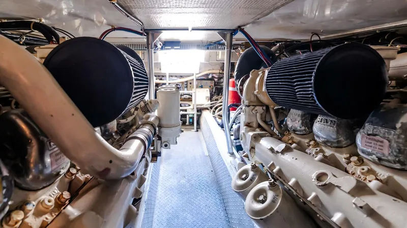 Slide: The Image of Ocean Yachts 48 Super Sport 1998 - 5848389