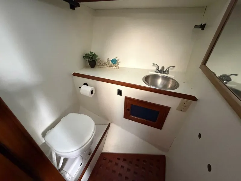 Slide: The Image of Golden Star Trawler 1984 - 5848712