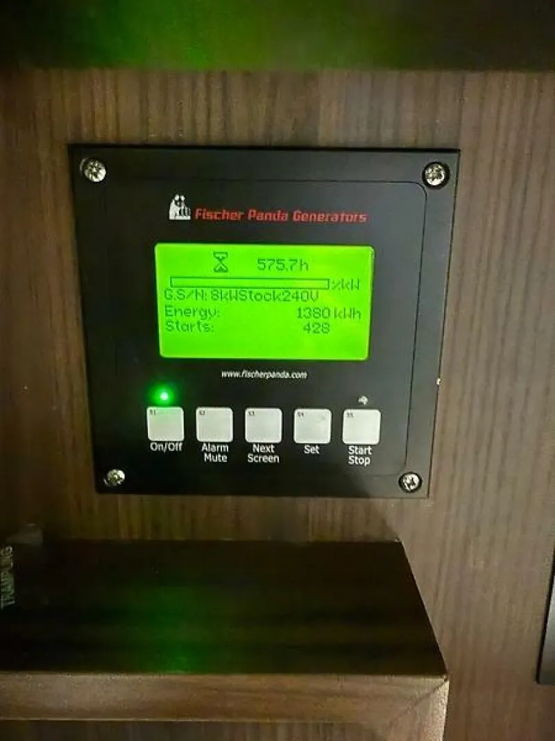 Slide: The Image of Galeon 485 HTS 2019 - 5848775