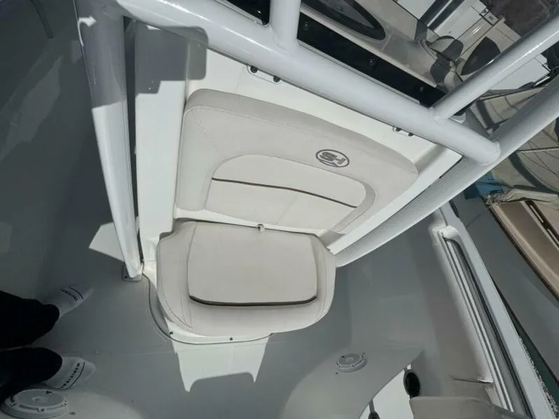 Slide: The Image of Sea Hunt Ultra 219 2021 - 5894530