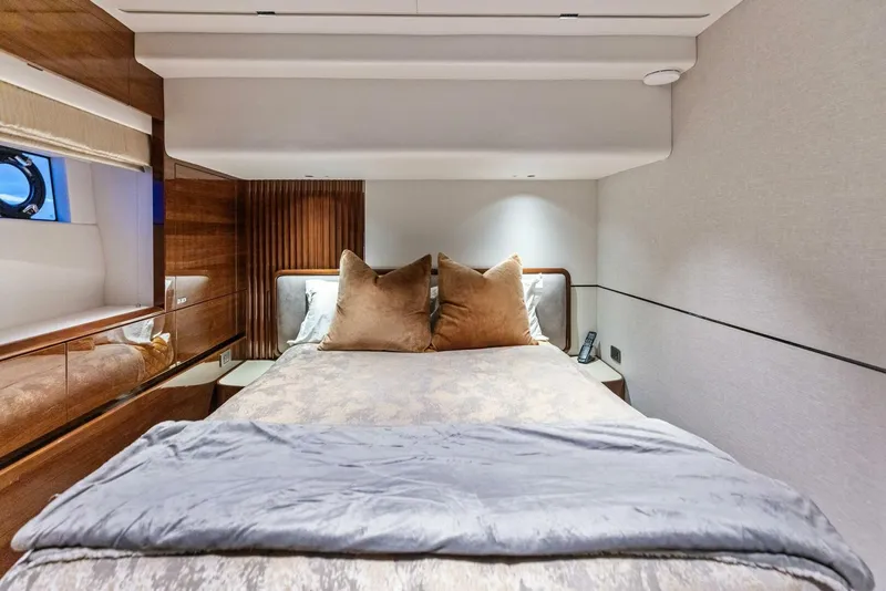 Slide: The Image of Princess X80 2024 - 5849132