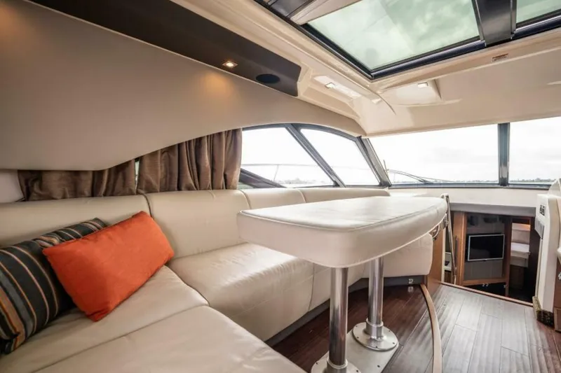 Slide: The Image of Sea Ray 510 Sundancer 2015 - 5849331