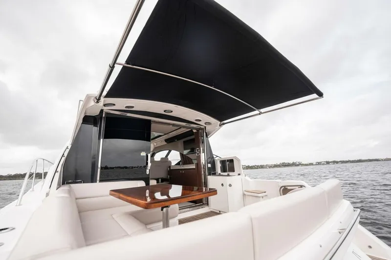 Slide: The Image of Sea Ray 510 Sundancer 2015 - 5849445