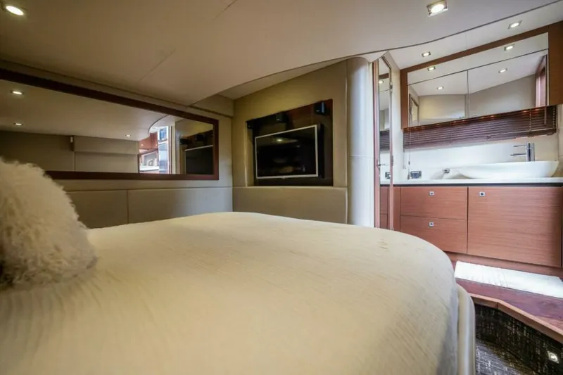 Slide: The Image of Sea Ray 510 Sundancer 2015 - 5849353