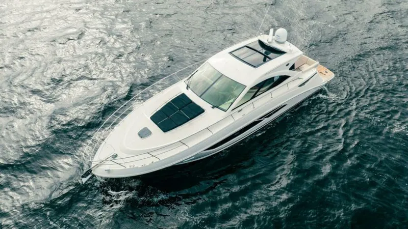 Slide: The Image of Sea Ray 510 Sundancer 2015 - 5849362