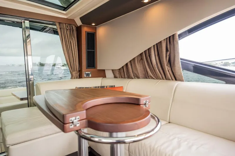 Slide: The Image of Sea Ray 510 Sundancer 2015 - 5849396