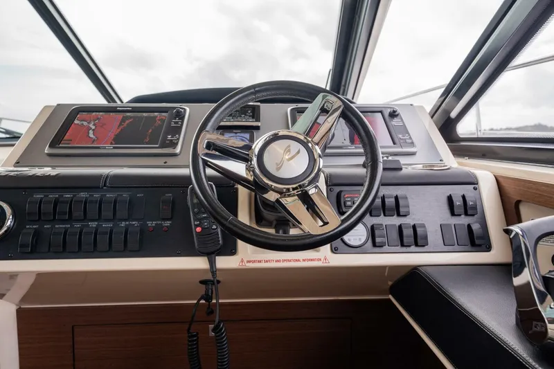 Slide: The Image of Sea Ray 510 Sundancer 2015 - 5849405