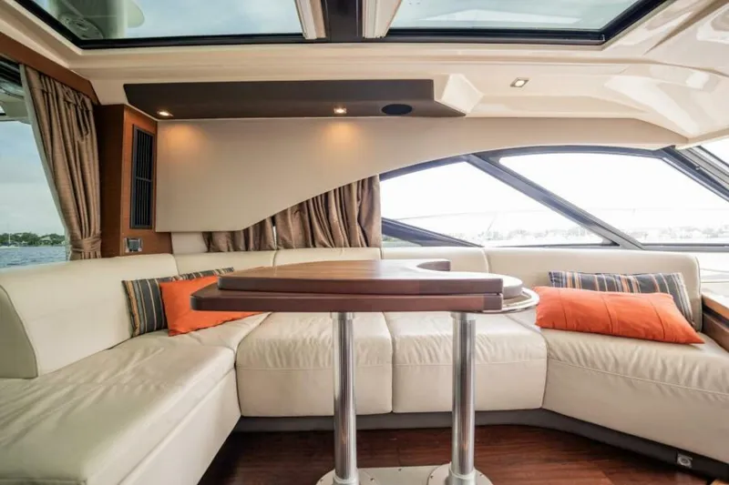 Slide: The Image of Sea Ray 510 Sundancer 2015 - 5849329