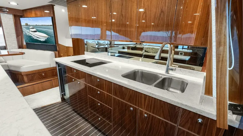 Slide: The Image of 2022 Viking 68 Enclosed Bridge- PIPE DREAM- Galley - 5922376