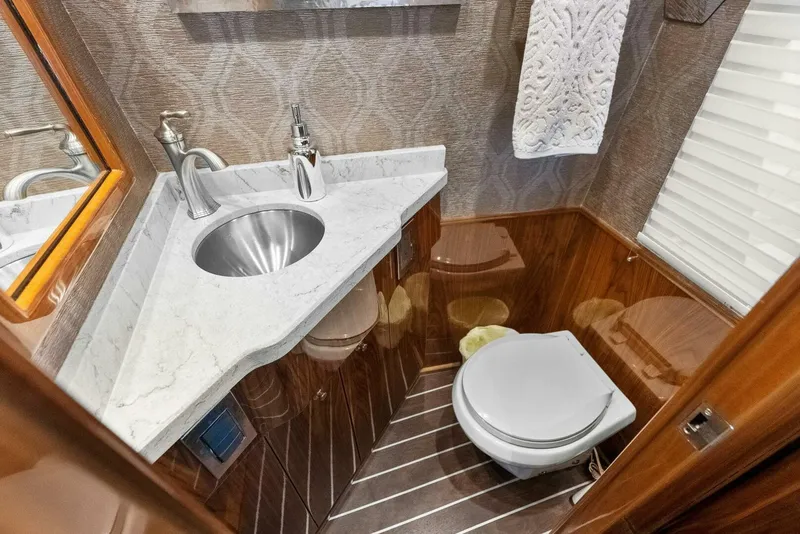 Slide: The Image of 2022 Viking 68 Enclosed Bridge- PIPE DREAM- Day Head - 5922373